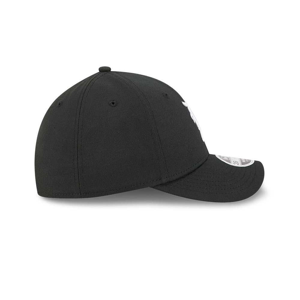 Detroit Tigers M-Crown 39Thirty Black/White Flex Fit Hat